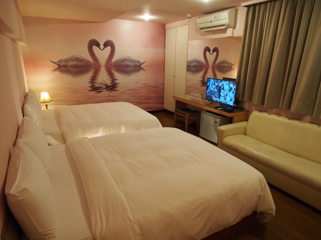 Day Chen Hotel Yilan Dış mekan fotoğraf