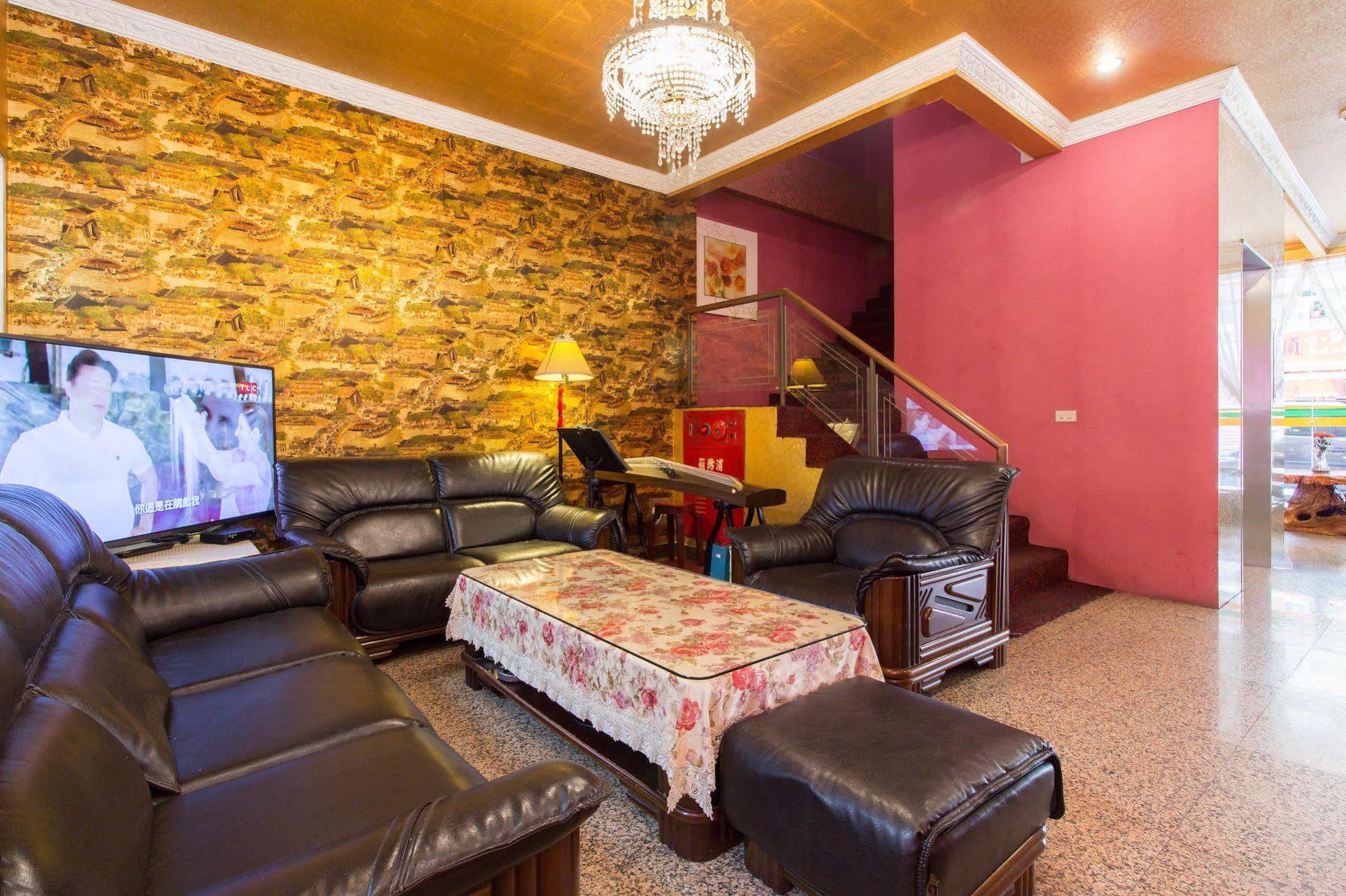 Day Chen Hotel Yilan Dış mekan fotoğraf