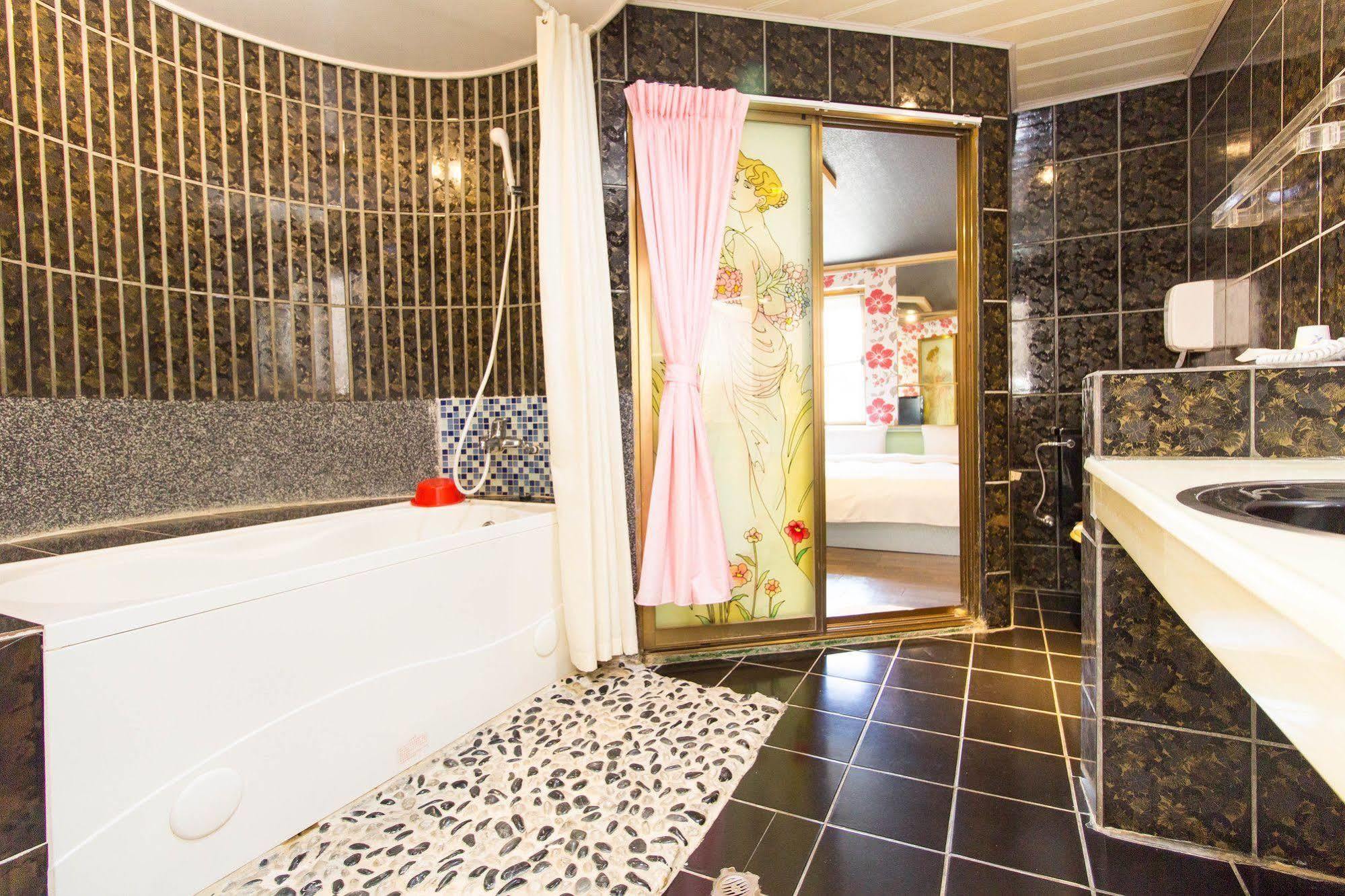 Day Chen Hotel Yilan Dış mekan fotoğraf