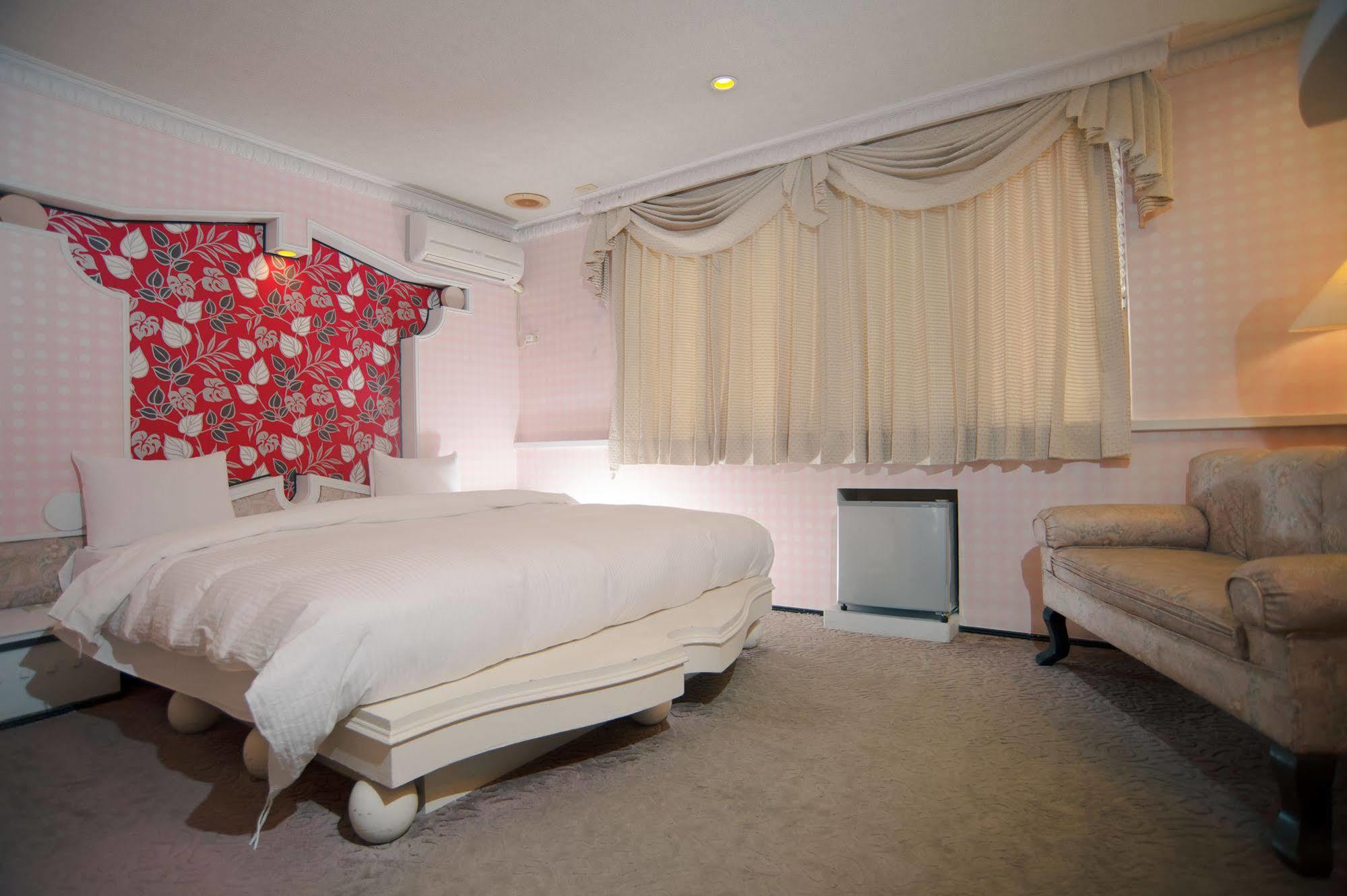 Day Chen Hotel Yilan Dış mekan fotoğraf